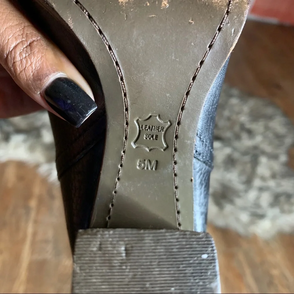 Tory Burch authentic jenna